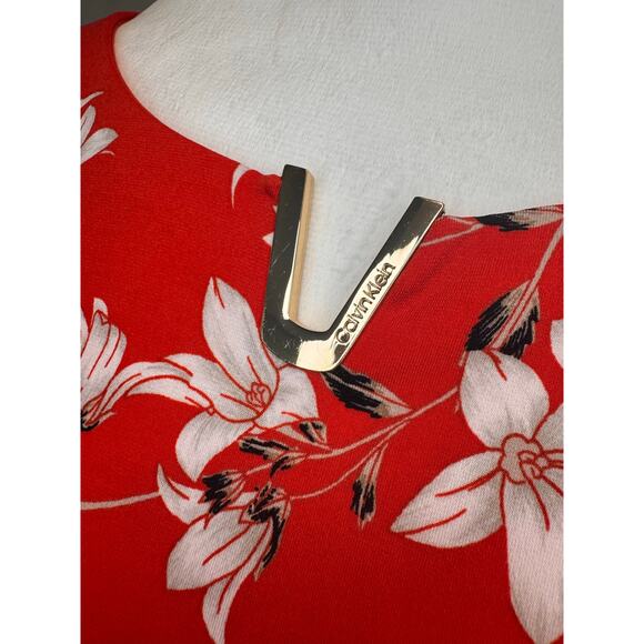 Calvin Klein Red floral print 3/4 bell sleeve ruffled  blouse size LARGE - Picture 10 of 10